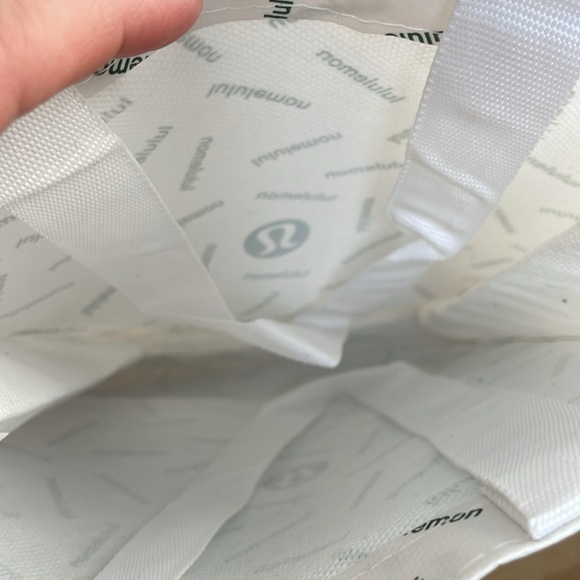 Lululemon Green/White Mid Bag - Picture 2 of 2